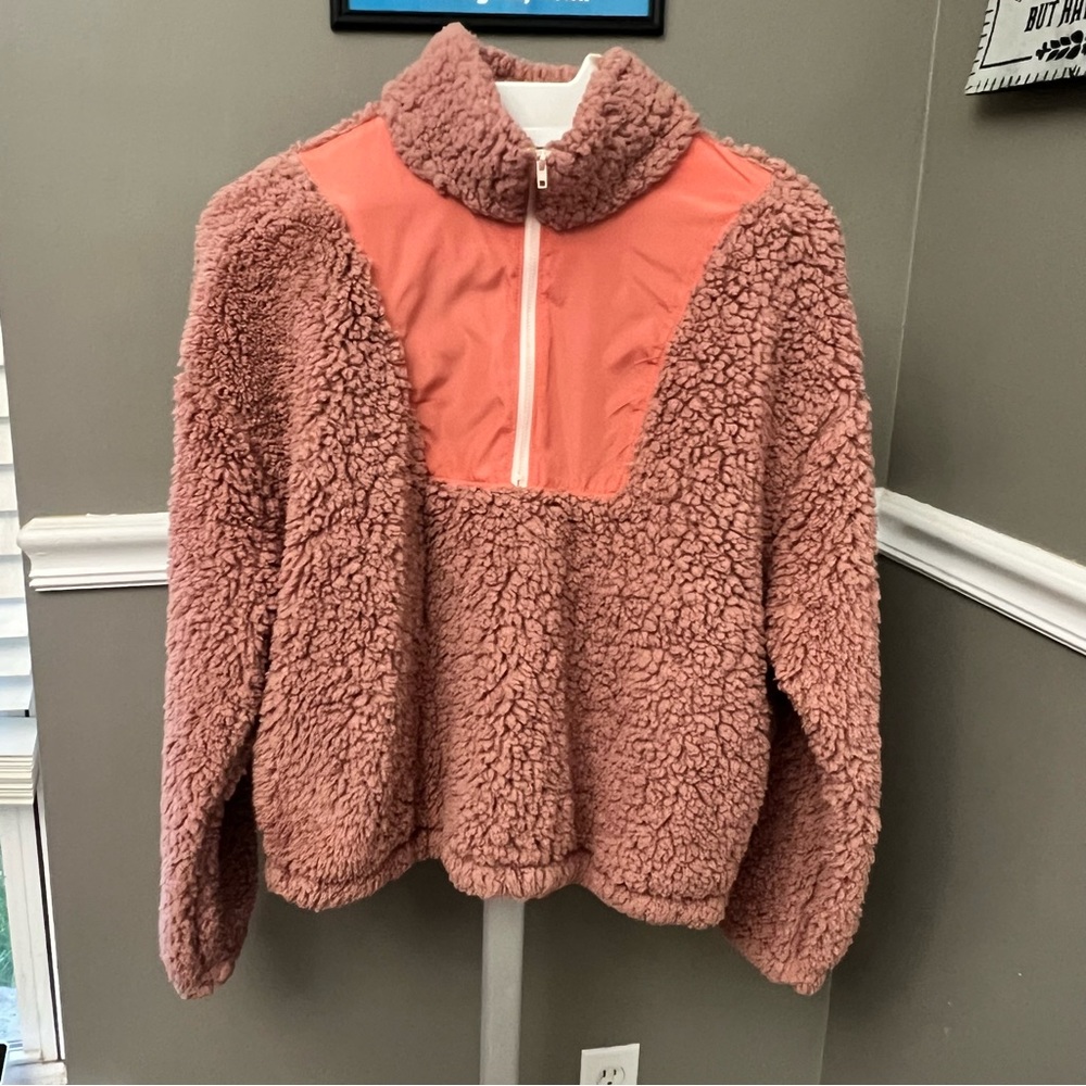 Wild Fable pull over